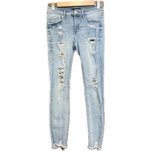 AERO Juniors Jeans skinny low rise distressed/ripped light wash size 4